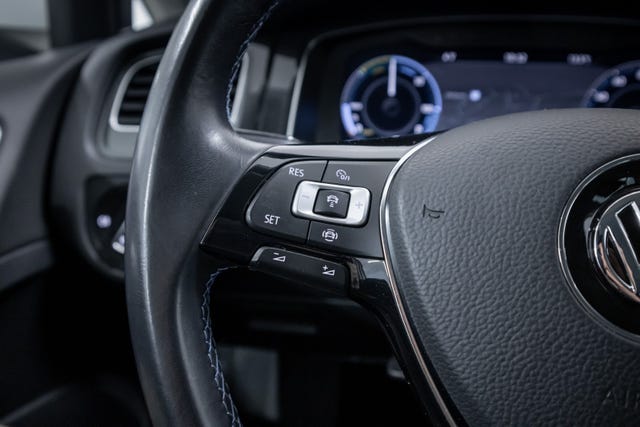 2019 VOLKSWAGEN GOLF - 12
