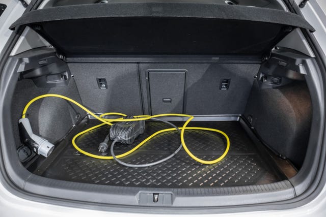 2019 VOLKSWAGEN GOLF - 34