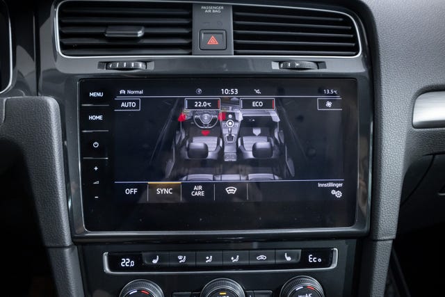 2019 VOLKSWAGEN GOLF - 22