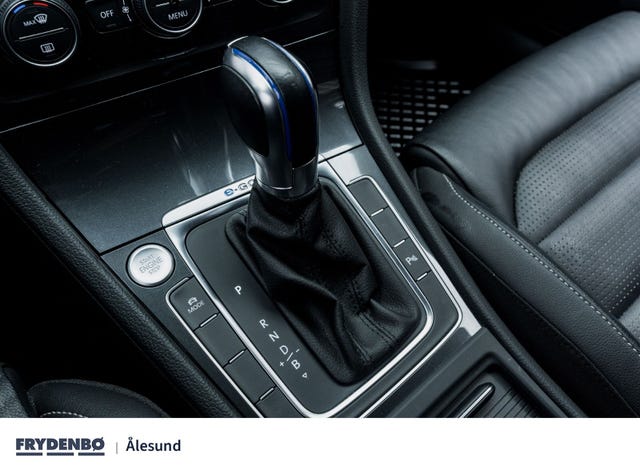 2019 VOLKSWAGEN GOLF - 25