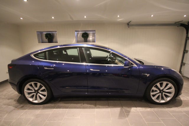 5YJ3E7EB4KF202362 2019 TESLA MODEL 3-1