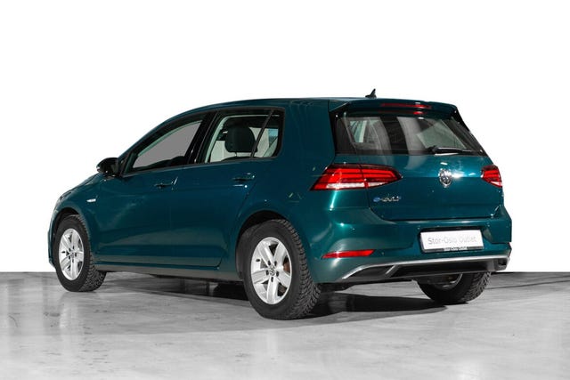 WVWZZZAUZJW902693 2018 VOLKSWAGEN GOLF-4