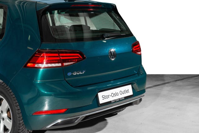 WVWZZZAUZJW902693 2018 VOLKSWAGEN GOLF-5