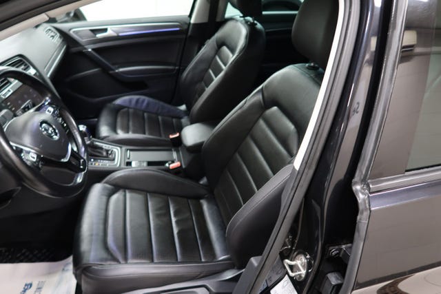 2018 VOLKSWAGEN GOLF - 38