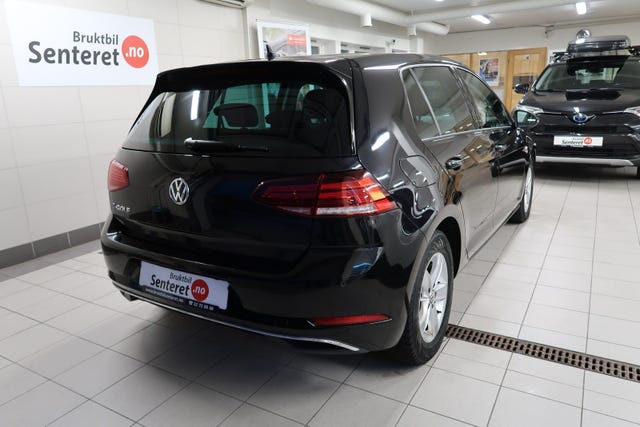 WVWZZZAUZJ8904237 2018 VOLKSWAGEN GOLF-3