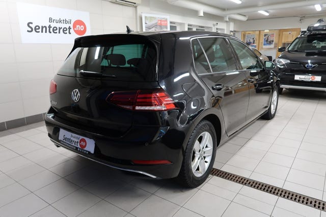 WVWZZZAUZJ8904237 2018 VOLKSWAGEN GOLF-4