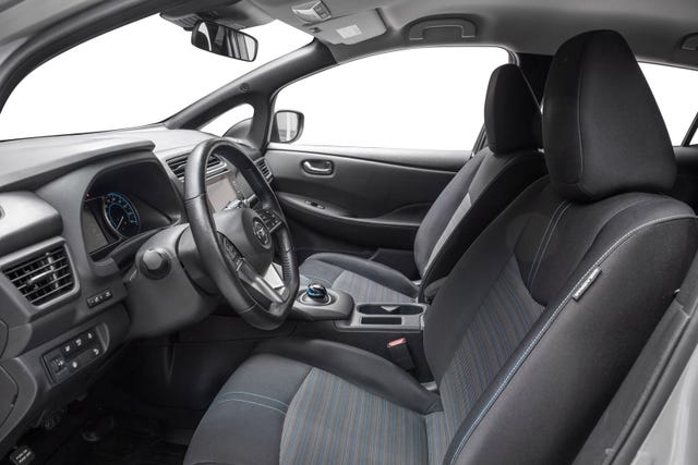 2021 NISSAN LEAF - 9
