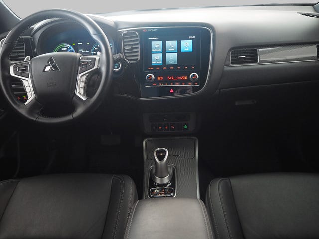 2020 MITSUBISHI OUTLANDER - 12