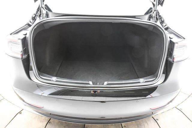2019 TESLA MODEL 3 - 10