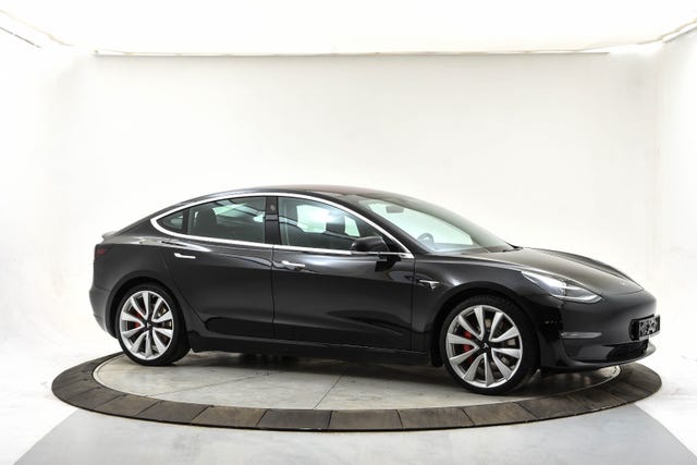 5YJ3E7EB6KF207742 2019 TESLA MODEL 3-2