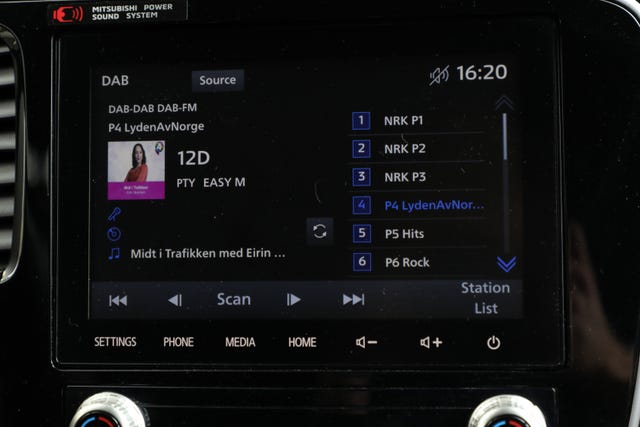 2020 MITSUBISHI OUTLANDER - 30