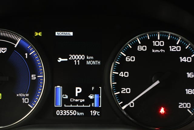 2020 MITSUBISHI OUTLANDER - 12