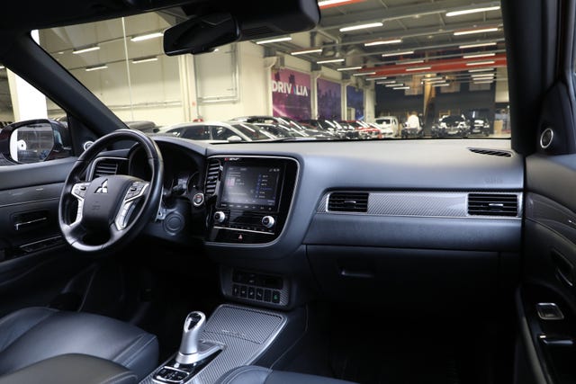 2020 MITSUBISHI OUTLANDER - 13