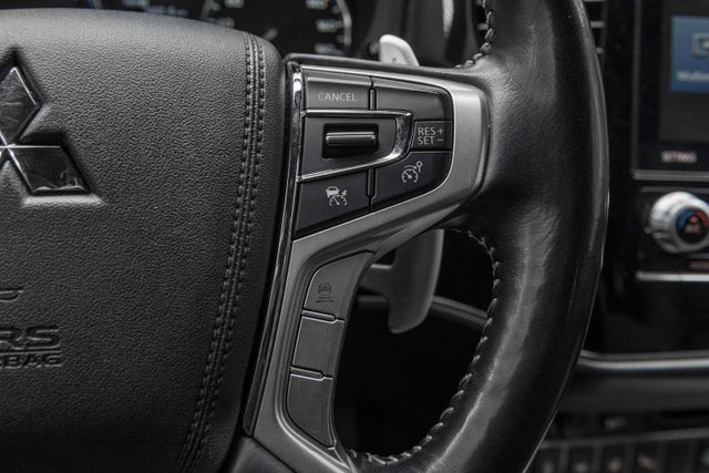 2020 MITSUBISHI OUTLANDER - 24
