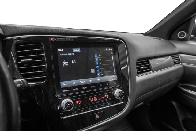 2020 MITSUBISHI OUTLANDER - 13