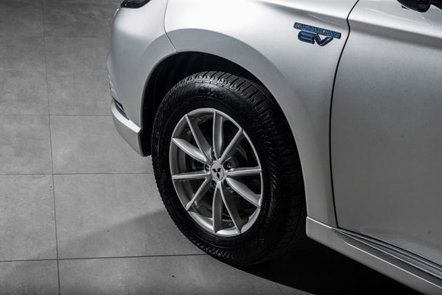 2020 MITSUBISHI OUTLANDER - 11