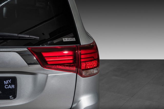 2020 MITSUBISHI OUTLANDER - 9