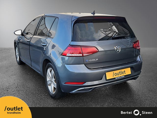 WVWZZZAUZJW904222 2018 VOLKSWAGEN GOLF-0