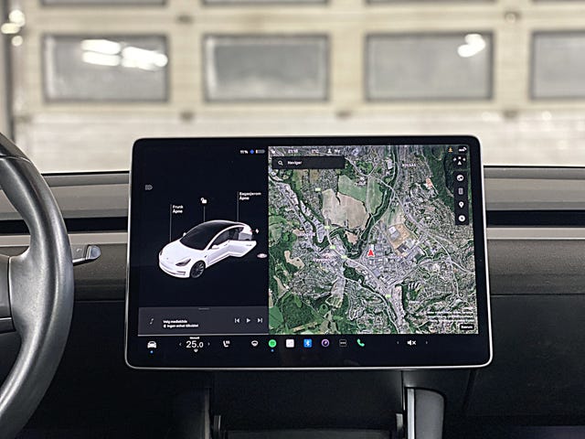 2019 TESLA MODEL 3 - 15