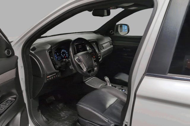 2020 MITSUBISHI OUTLANDER - 10