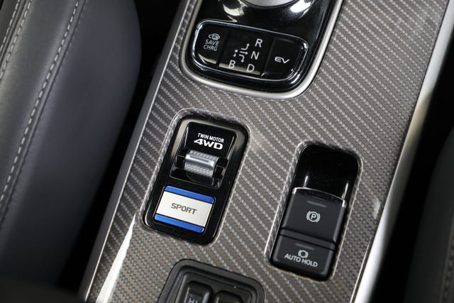 2020 MITSUBISHI OUTLANDER - 23