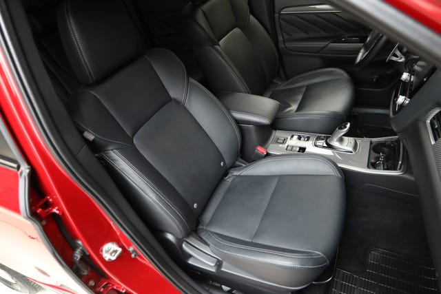 2020 MITSUBISHI OUTLANDER - 24
