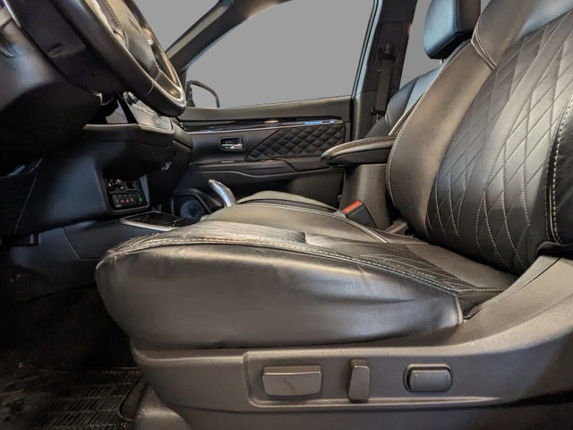2020 MITSUBISHI OUTLANDER - 16