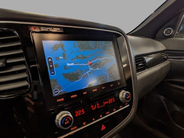 2020 MITSUBISHI OUTLANDER - 11