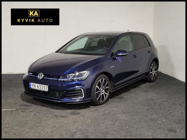WVWZZZAUZJW803631 2018 VOLKSWAGEN GOLF-0