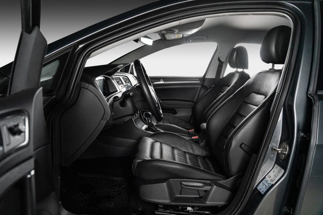 2019 VOLKSWAGEN GOLF - 16