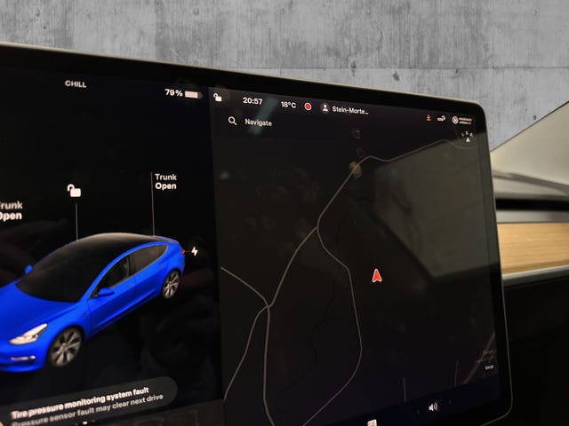 2021 TESLA MODEL 3 - 27