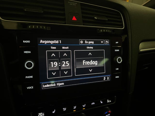 2019 VOLKSWAGEN GOLF - 14