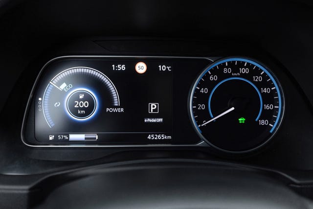 2022 NISSAN LEAF - 15