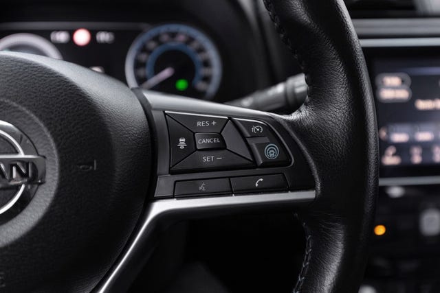 2022 NISSAN LEAF - 14
