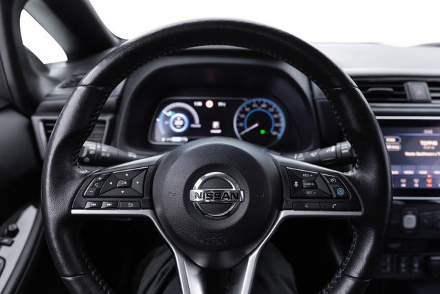 2022 NISSAN LEAF - 13