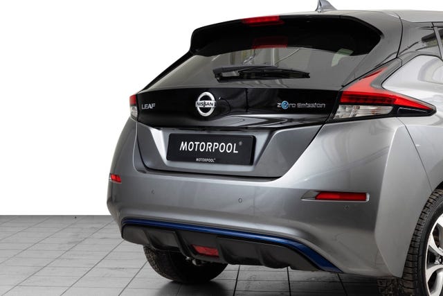 2022 NISSAN LEAF - 7