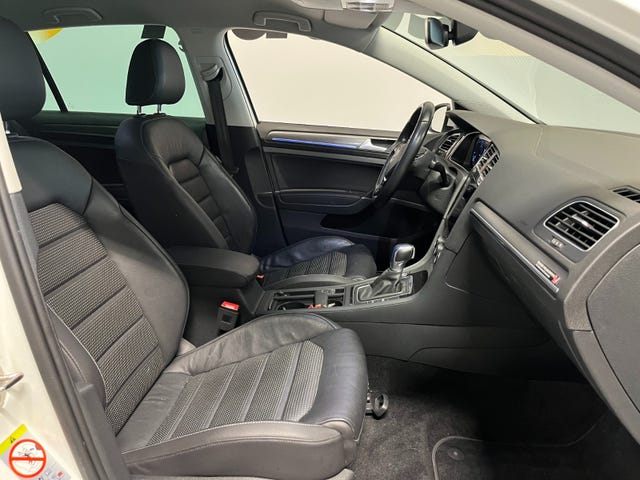 2019 VOLKSWAGEN GOLF - 9