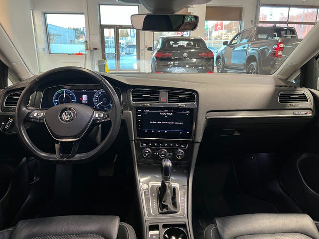 2019 VOLKSWAGEN GOLF - 12