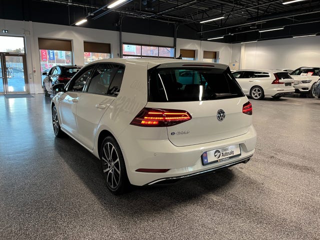WVWZZZAUZK8909931 2019 VOLKSWAGEN GOLF-4