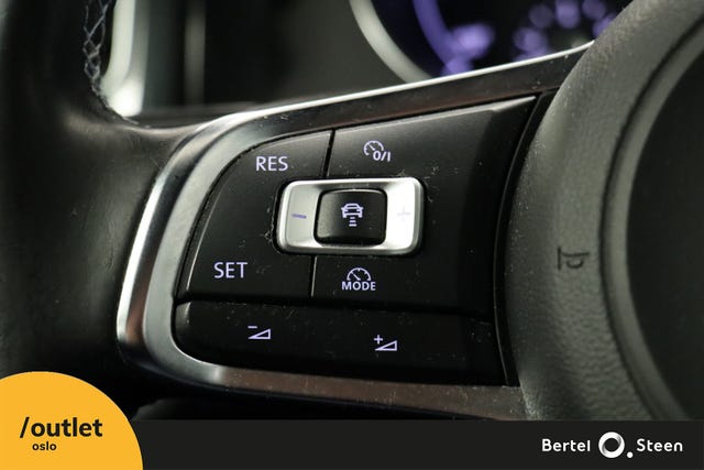 2015 VOLKSWAGEN GOLF - 9