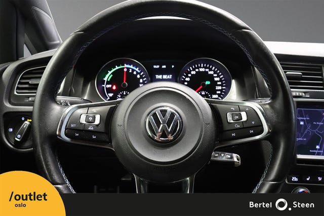 2015 VOLKSWAGEN GOLF - 8