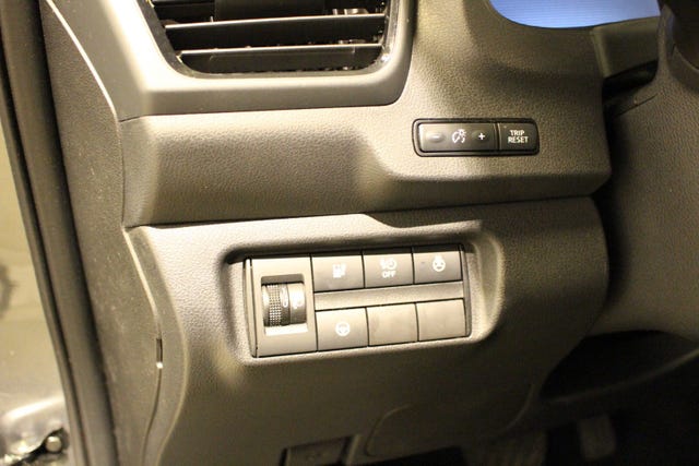 2022 NISSAN LEAF - 14