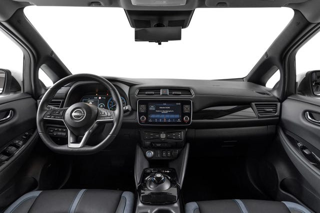 2022 NISSAN LEAF - 15