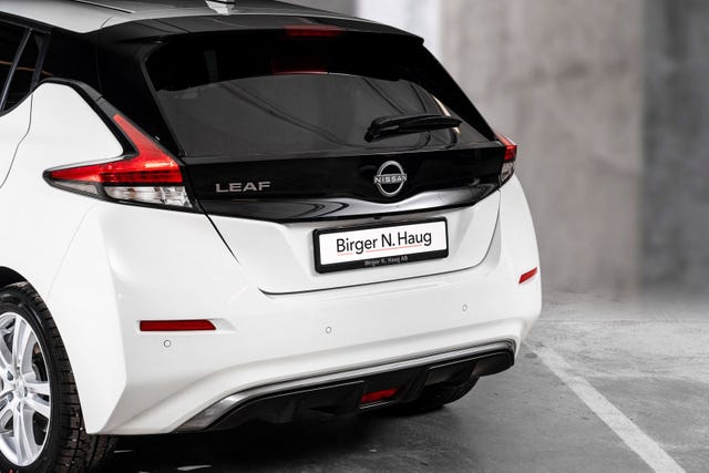 2022 NISSAN LEAF - 7