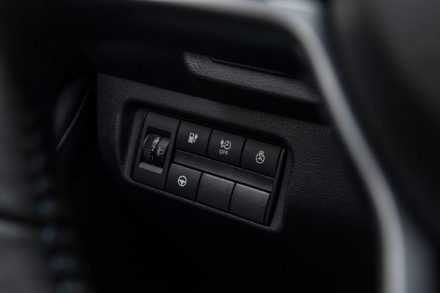 2022 NISSAN LEAF - 16