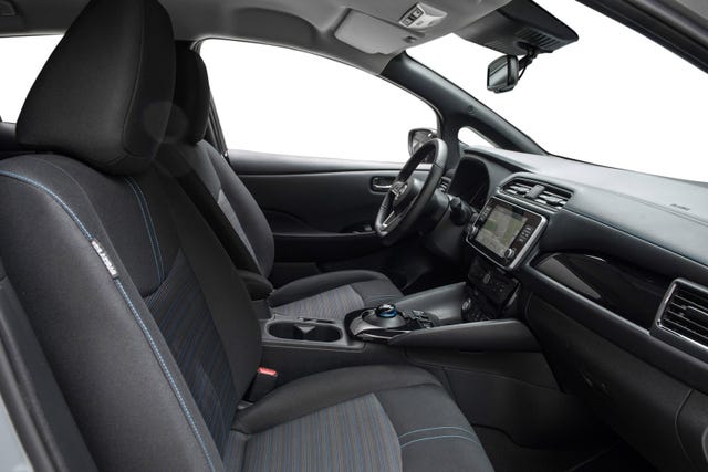 2022 NISSAN LEAF - 20