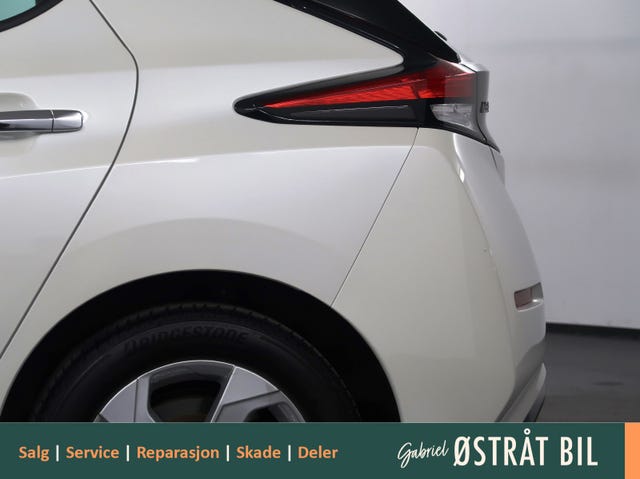 2022 NISSAN LEAF - 7