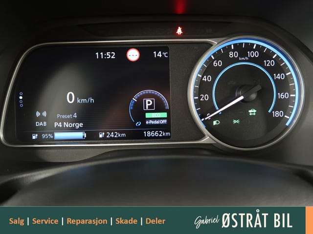 2022 NISSAN LEAF - 20