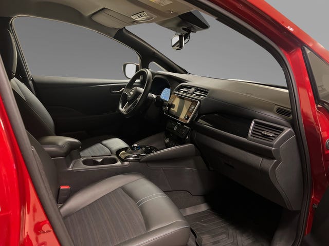 2021 NISSAN LEAF - 16