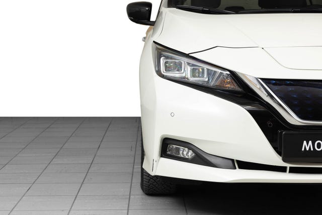 2022 NISSAN LEAF - 8